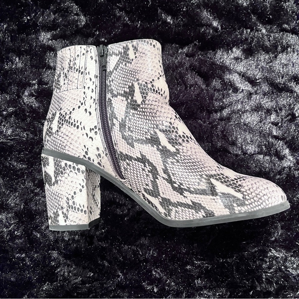 SEYCHELLES Python Mist Boots